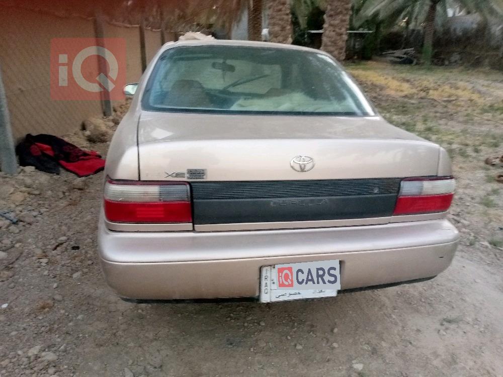 تۆیۆتا کۆرۆلا